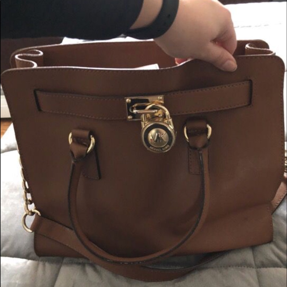 Authentic Michael Kors Purse & Wallet $120